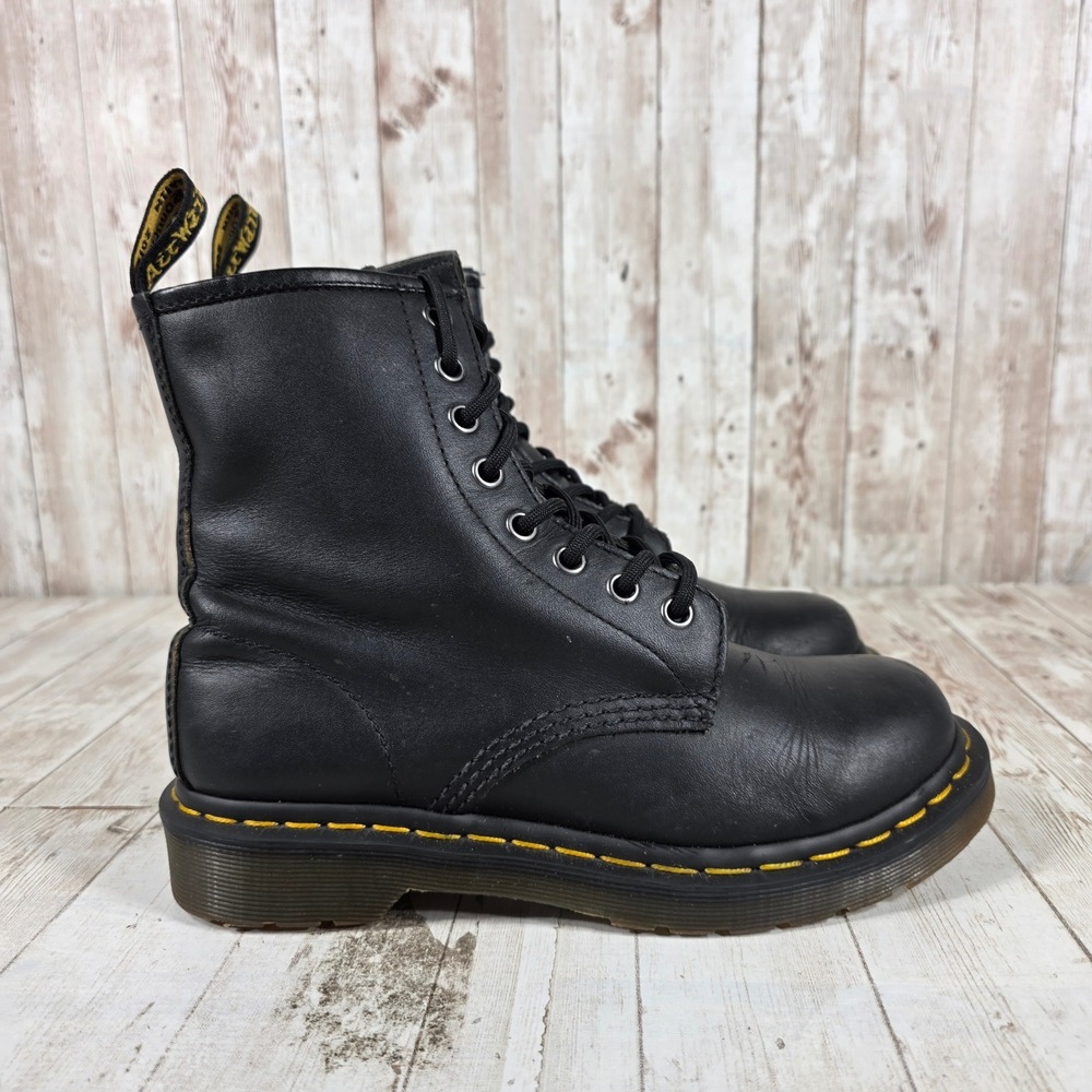 Dr Martens 1460 Pascal Black Leather Lace Up Combat‎ Boots Womens Size 7 8-Eye